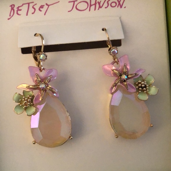 Betsey Johnson Gold Tone Tropical Flower, Starfish Blush Crystal Drop Earrings - Picture 7 of 15